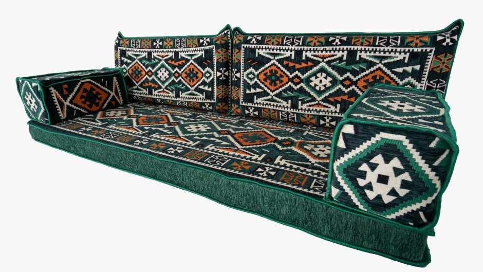 Диван в арабском стиле