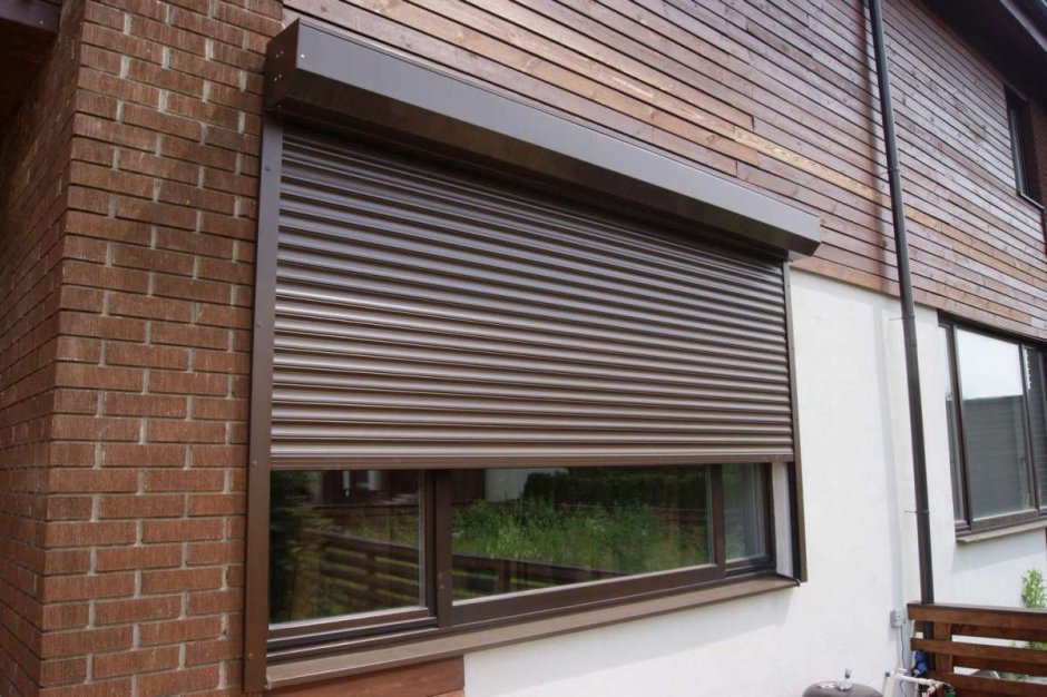 Рулонные ворота DOORHAN