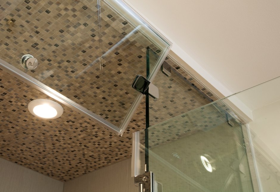 Подвесной потолок для душевой