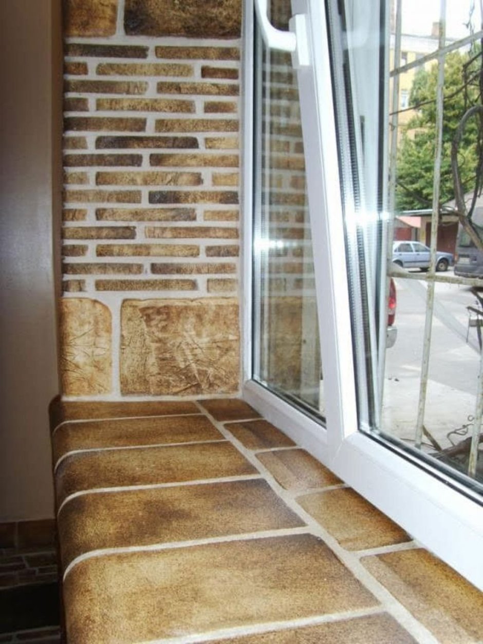 Откосы из плитки на окнах