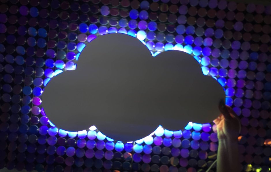 Светящееся облако