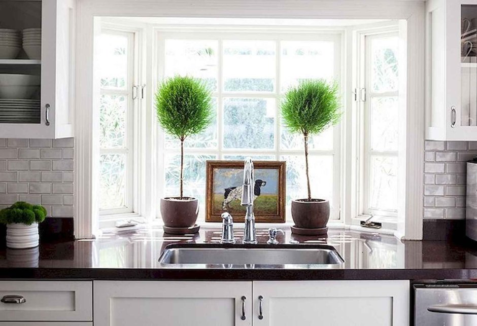 Проект кухни с окном