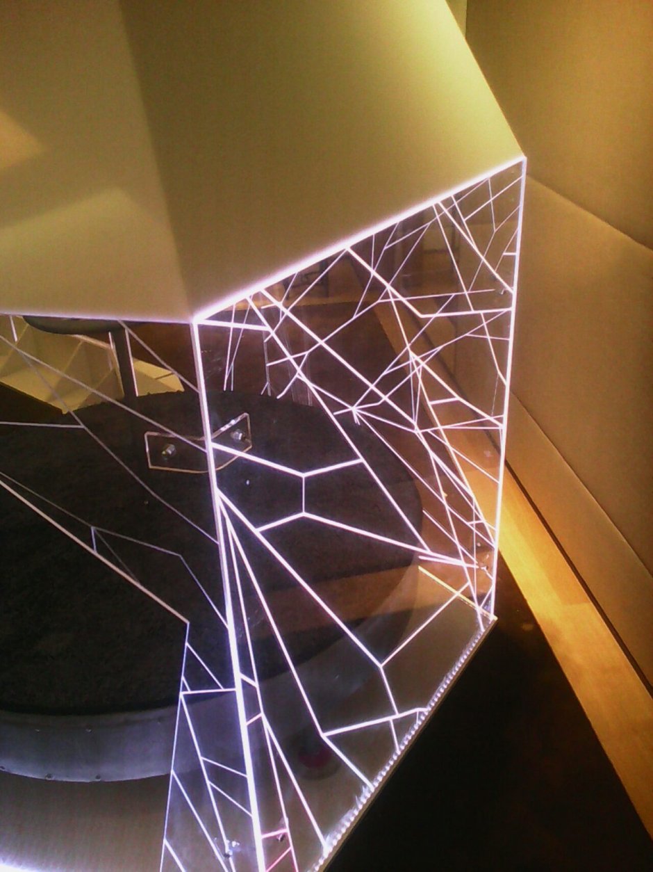 Орг стекло с засветкой