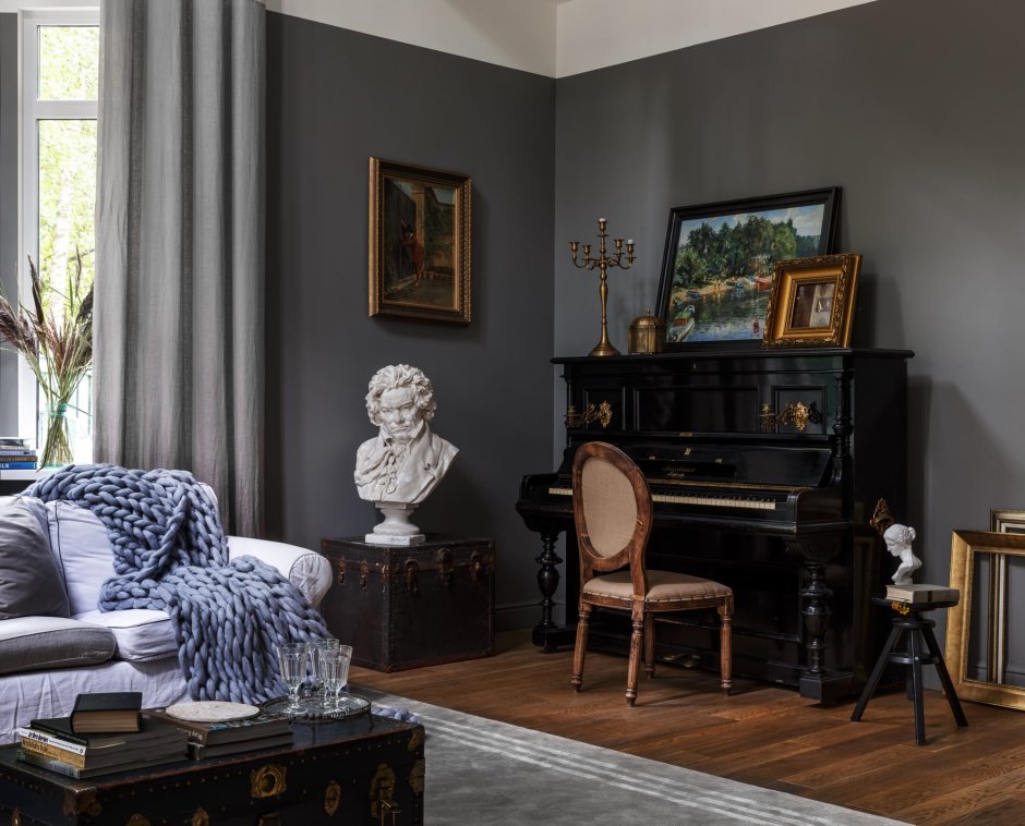 Антиквариат в современном интерьере