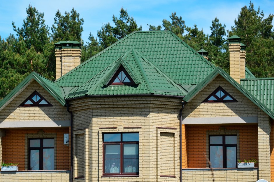 Круглый кирпичный дом