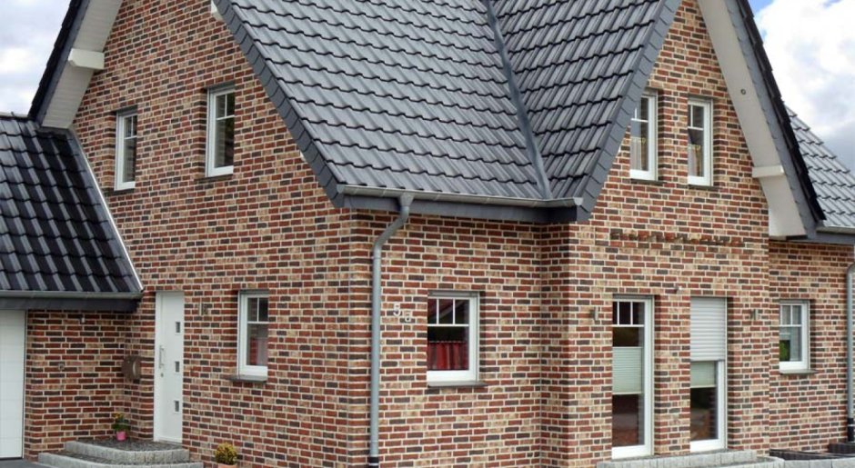 Красивые мансардные крыши