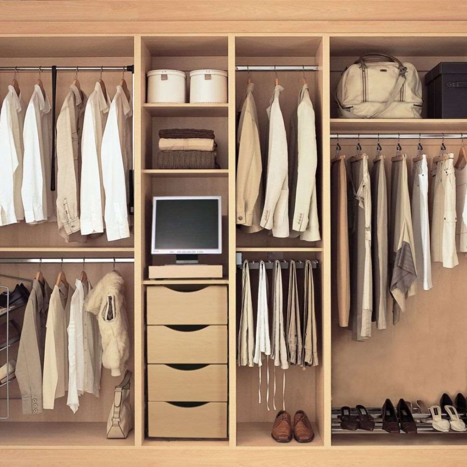 Наполнение шкафа купе