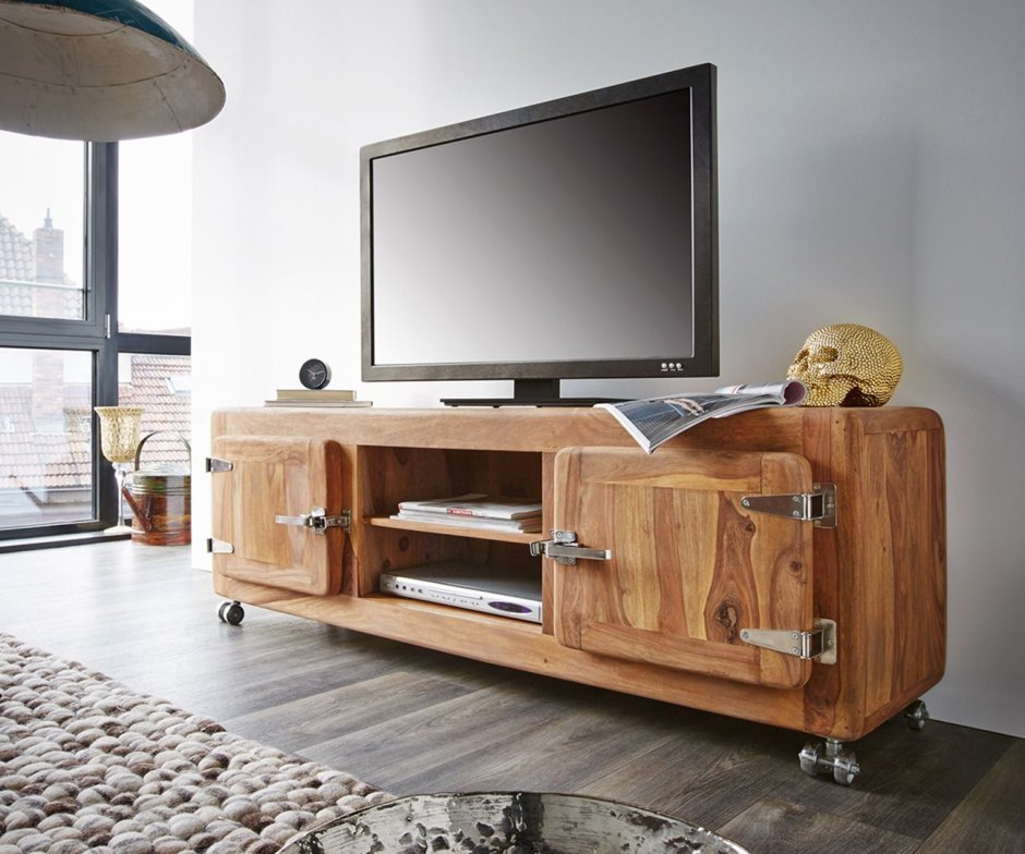 Тумба под телевизор из дерева