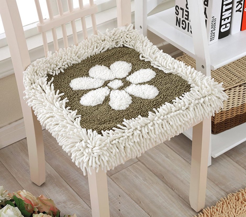 Вязаная сидушка на стул