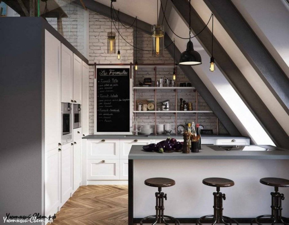 Кухня на мансардном этаже