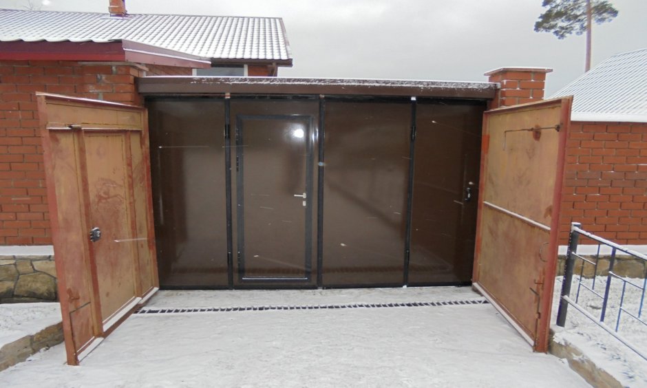 Складные ворота для гаража