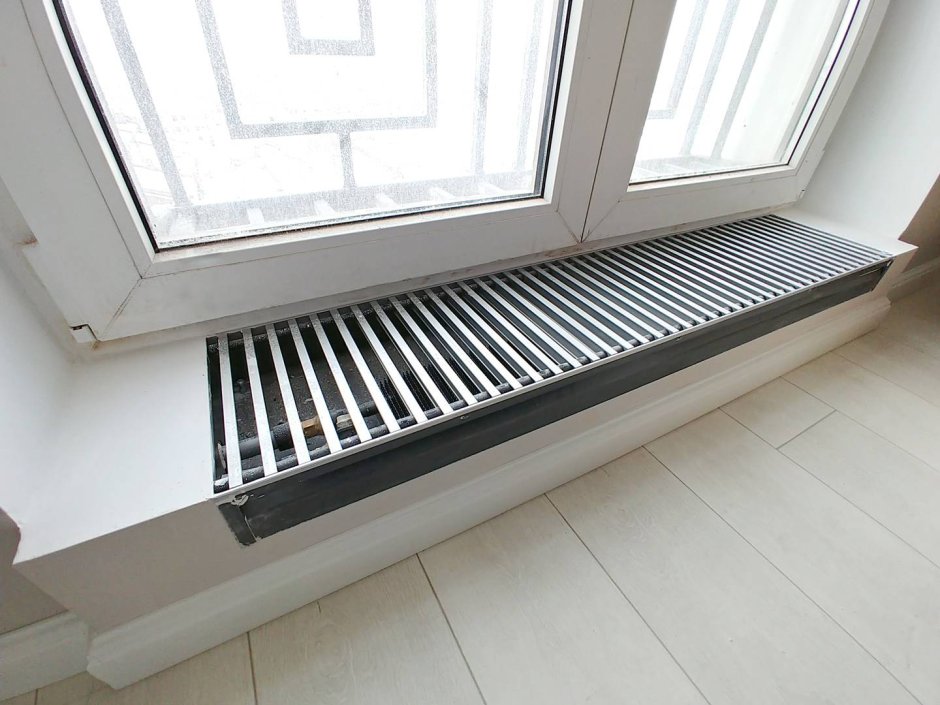 Конвектор внутрипольный водяной решетки