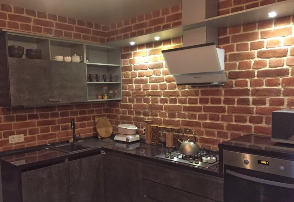 Фартук из декоративного кирпича