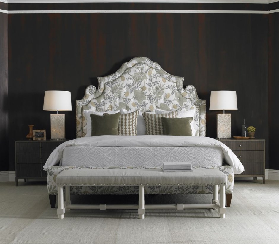 Изголовье кровати в американском стиле