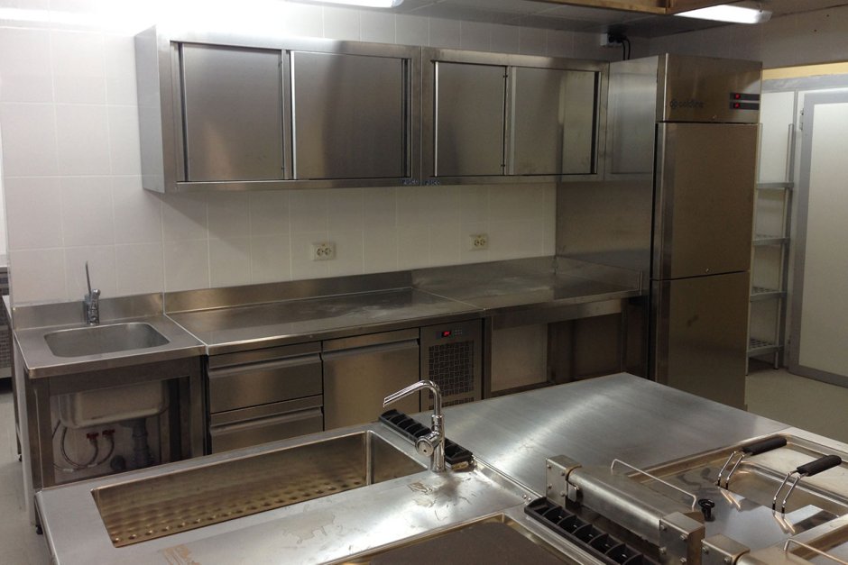 Мебель из нержавейки