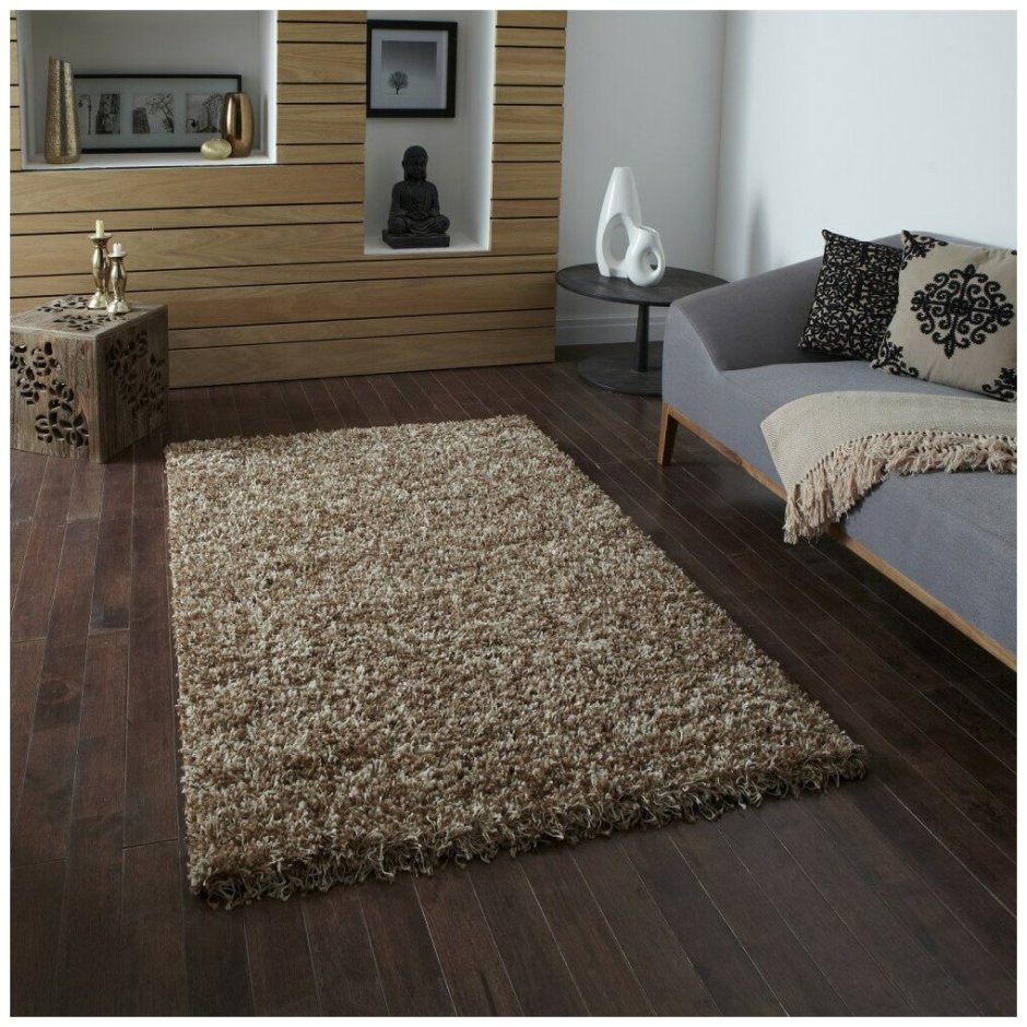 Коричневый ковер в интерьере