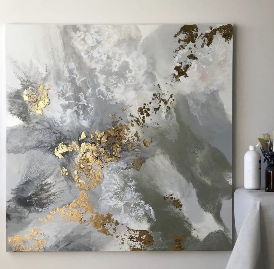 Картина акрилом с поталью