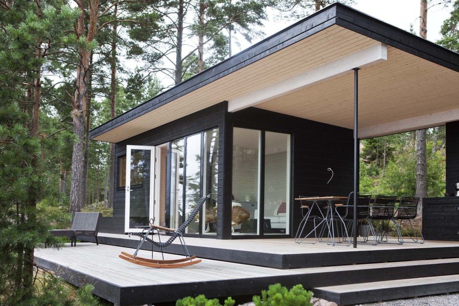 Застекленная беседка с барбекю