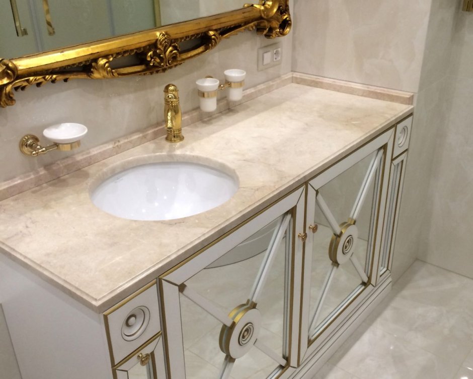 Мрамор crema Nova столешница