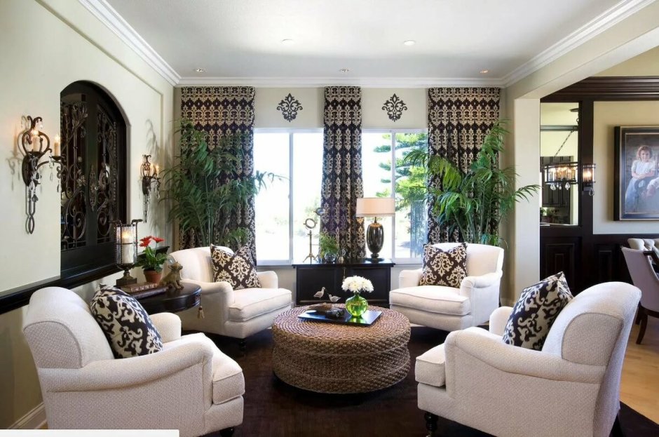 Большие гостиные в доме