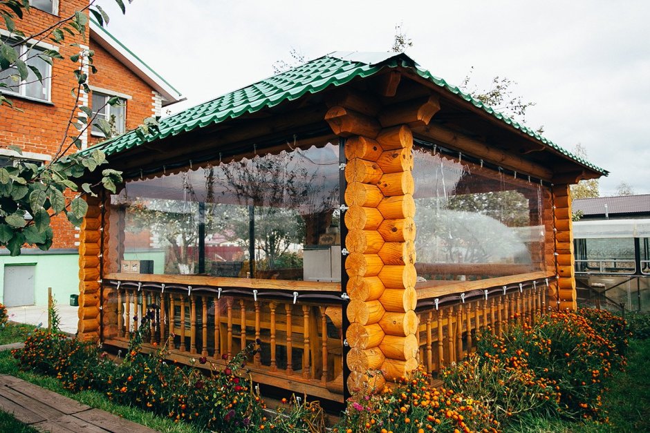 Жидкие окна для беседки