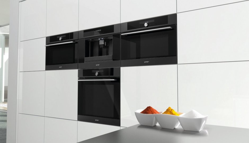 Электрический духовой шкаф Gorenje GCS 773 B