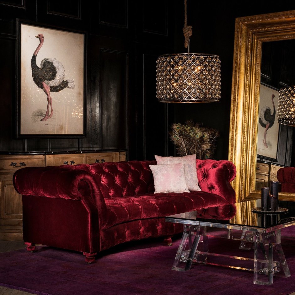 Бархатный диван в интерьере