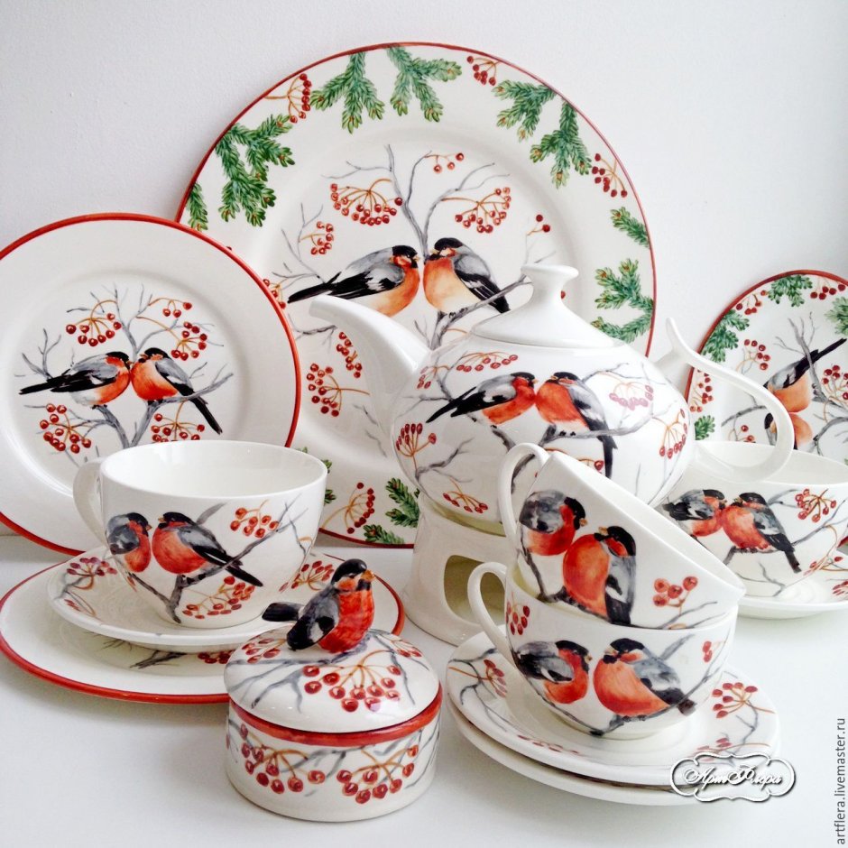 Монограмма на тарелке