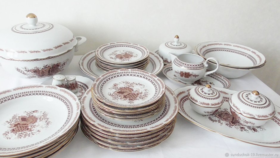 Роспись фарфора мастером Нерозникова Евгения