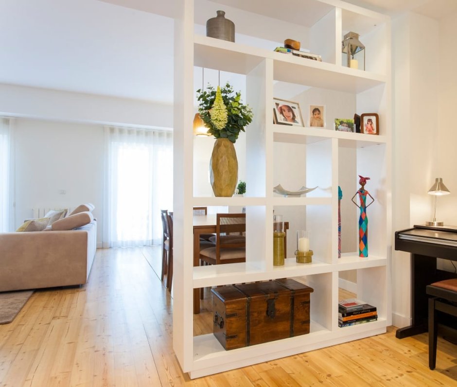 Шкаф-перегородка для зонирования