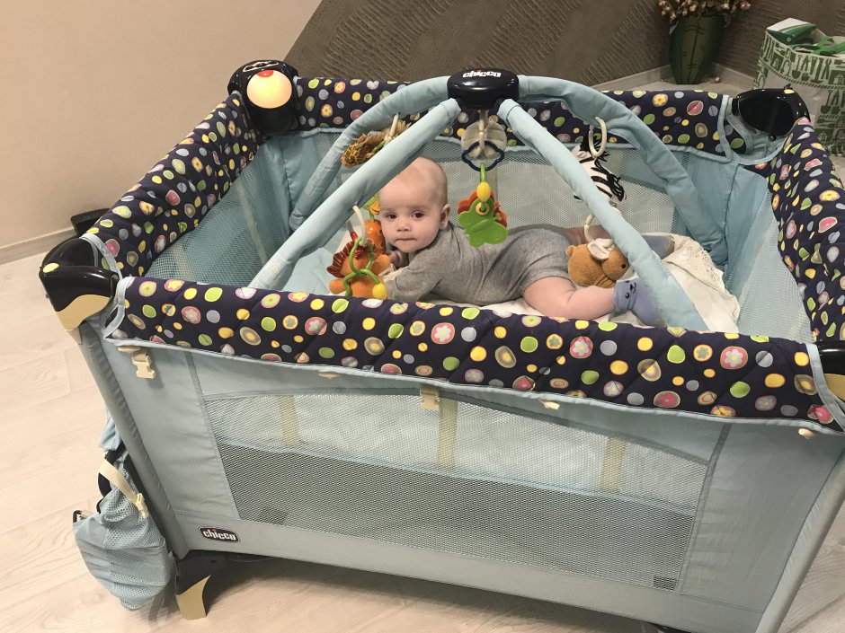 Манеж для детей фото