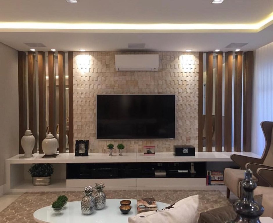 Ниша для телевизора из дерева