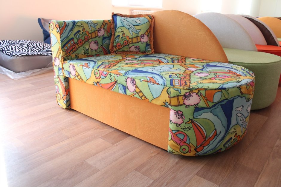 Детский диванчик тахта