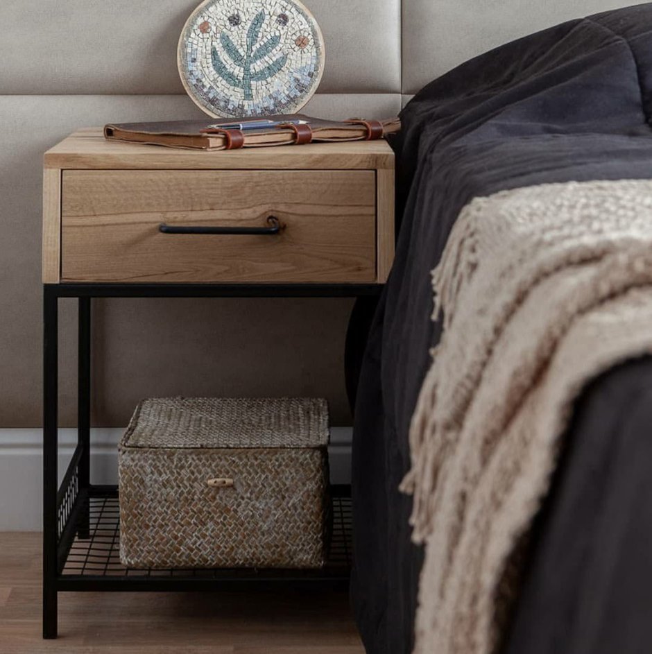 Прикроватная Этажерка для спальни