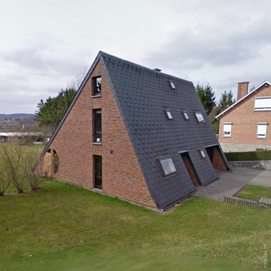 Дом не красивый