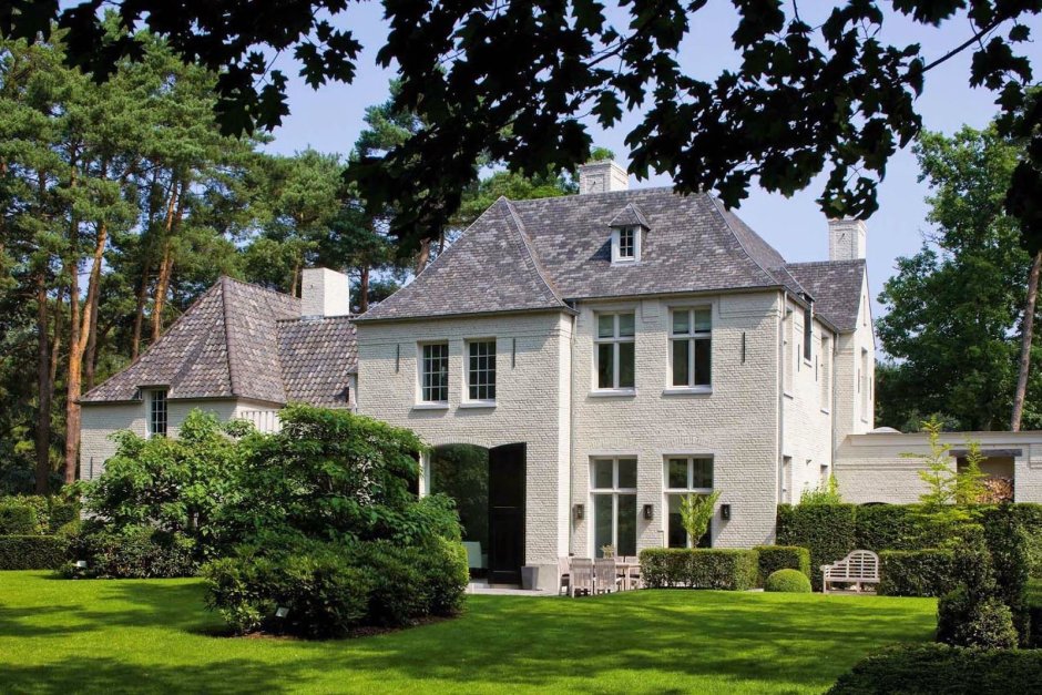 Дом Депардье в Бельгии