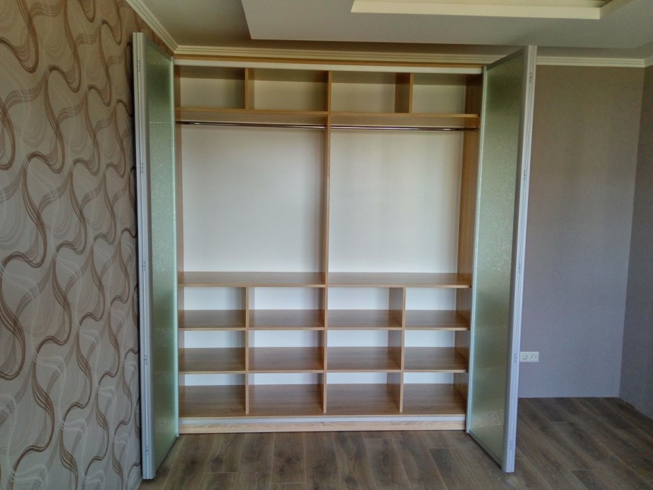 Каркас встроенного шкафа