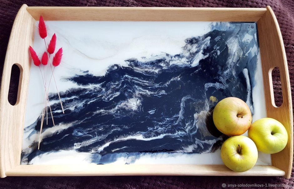 Поднос из эпоксидной смолы