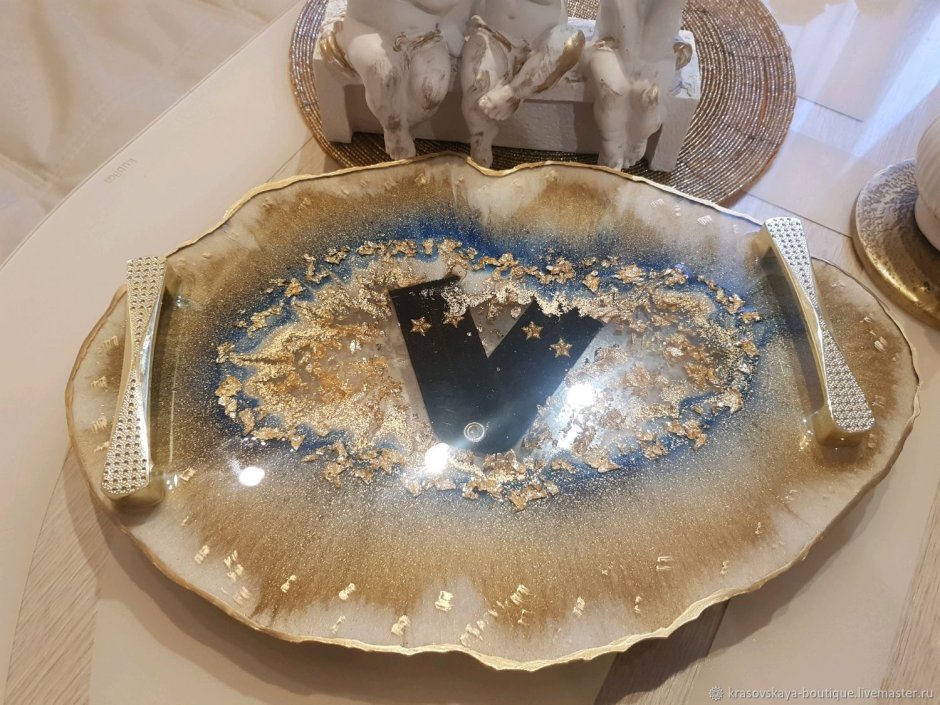 Поднос из эпоксидной смолы