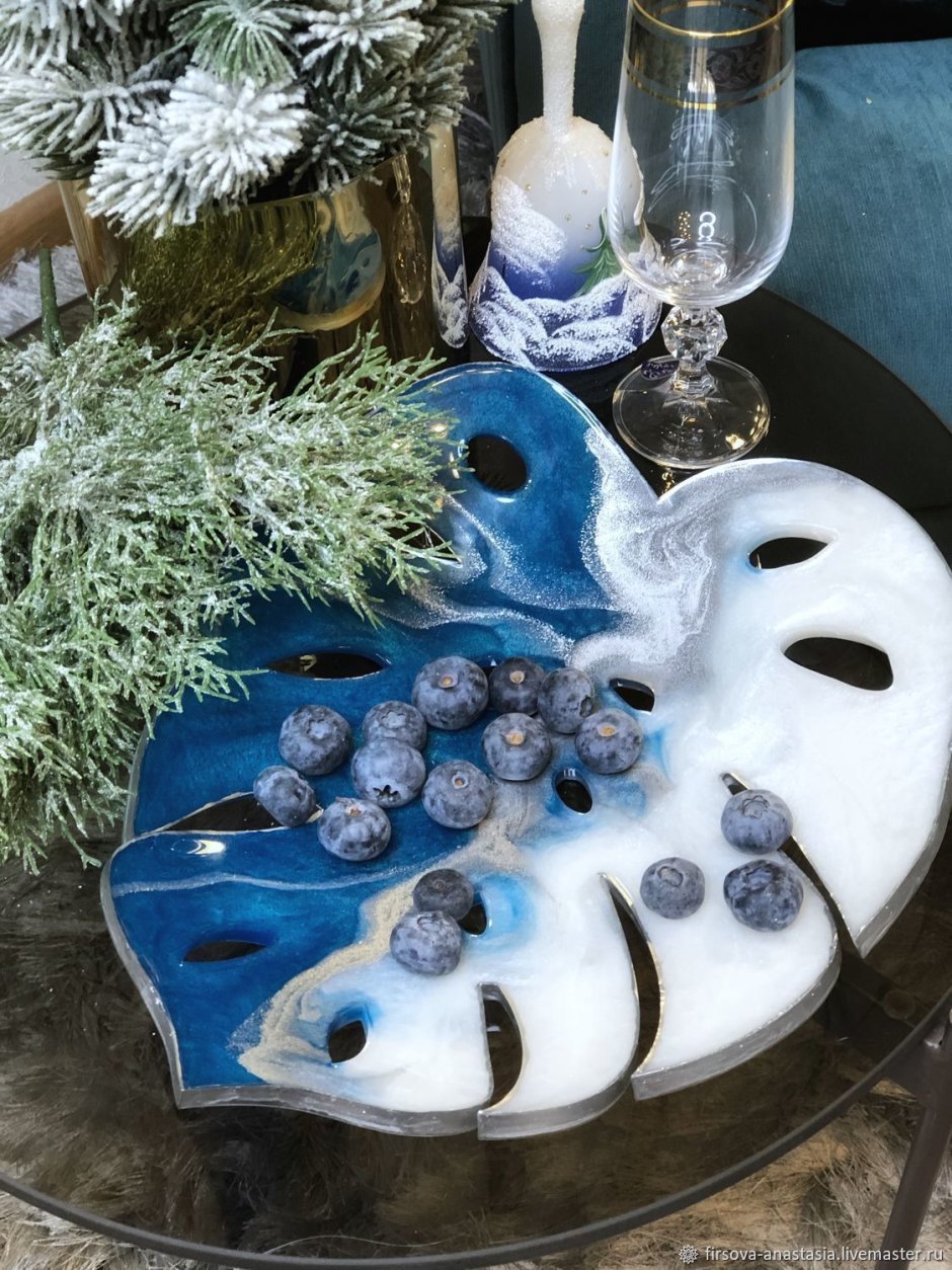 Поднос из эпоксидки