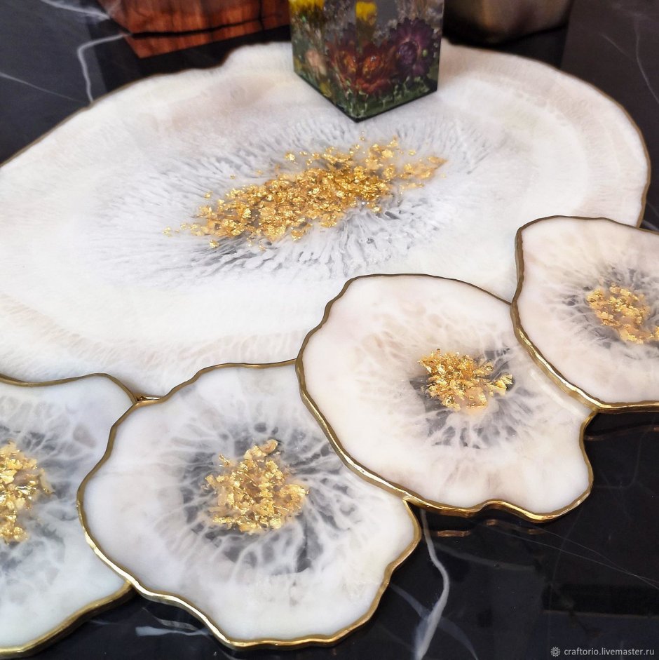 Поднос с эпоксидной смолой