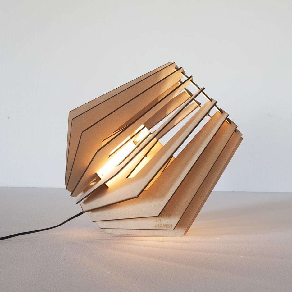 Светильник фанера