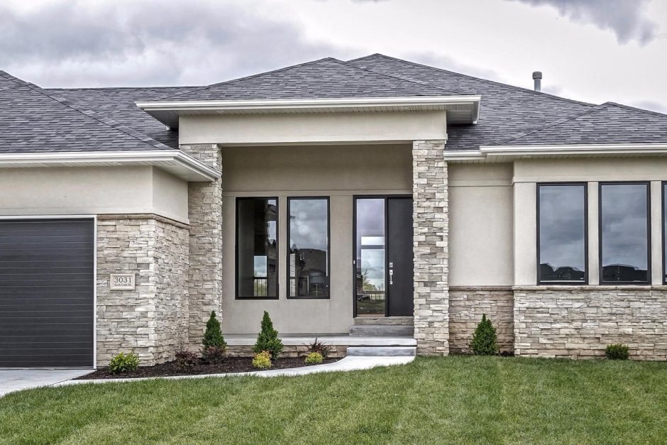 Отделка фасада крыши