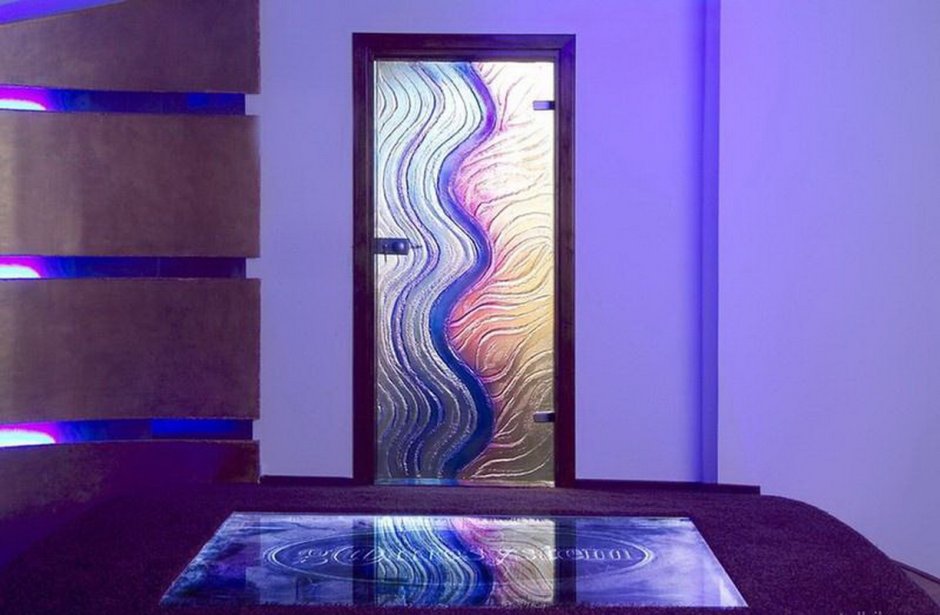 Стекло с цветной подсветкой