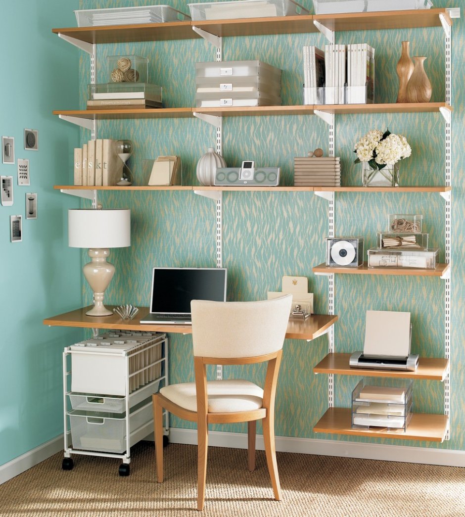 Книжные полки