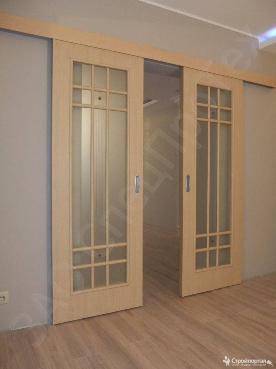 Раздвижная дверь межкомнатная двухстворчатая