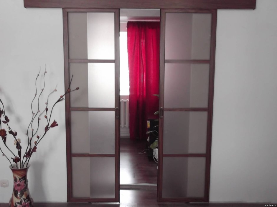 Раздвижные двери межкомнатные двустворчатые