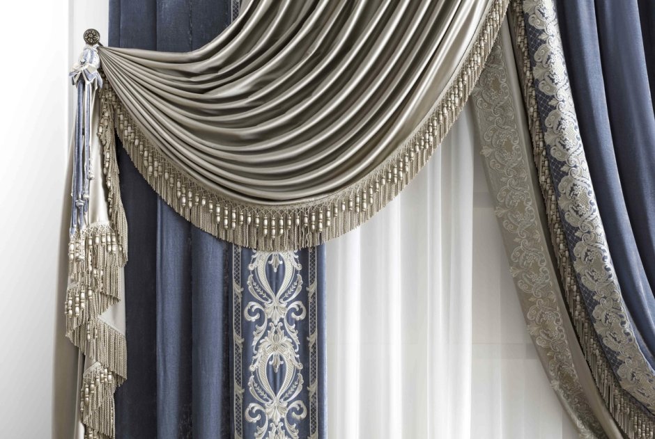 Шторы с ламбрекеном в гостиную в современном стиле