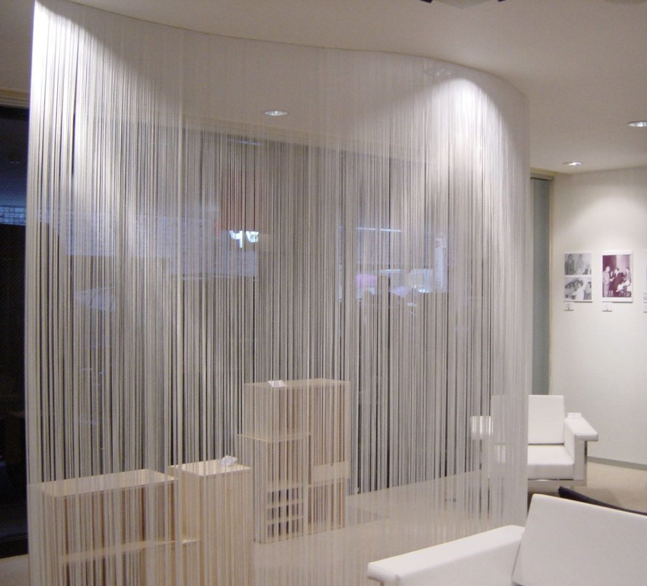 Гофрированная прозрачная ткань