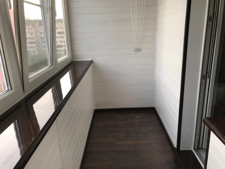 Отделка балкона внутри